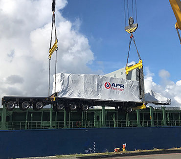 Mobile gas turbine loaded on cargo ship to Puerto Rico Mobile gas turbine loaded on cargo ship to Puerto Rico